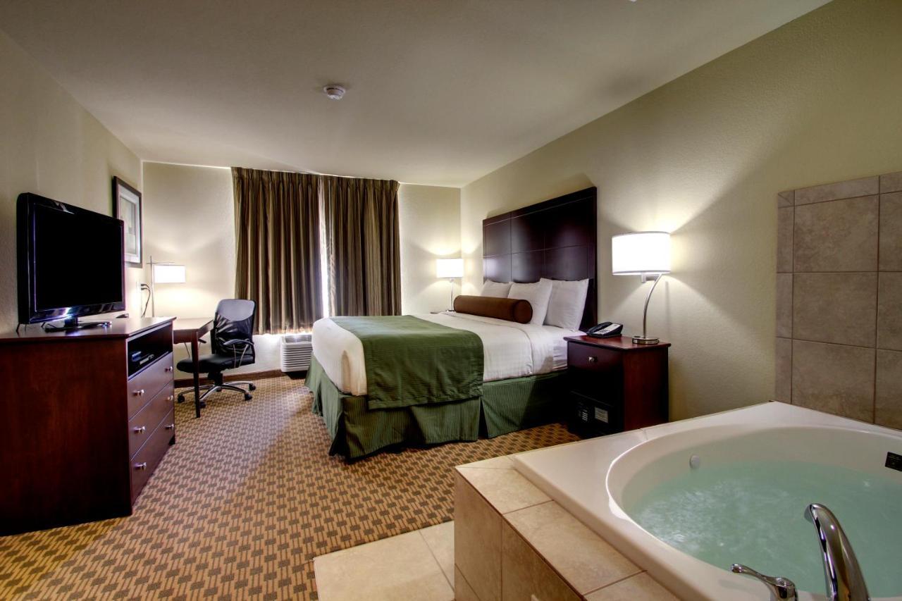 Cobblestone Inn & Suites - Carrington Exteriör bild