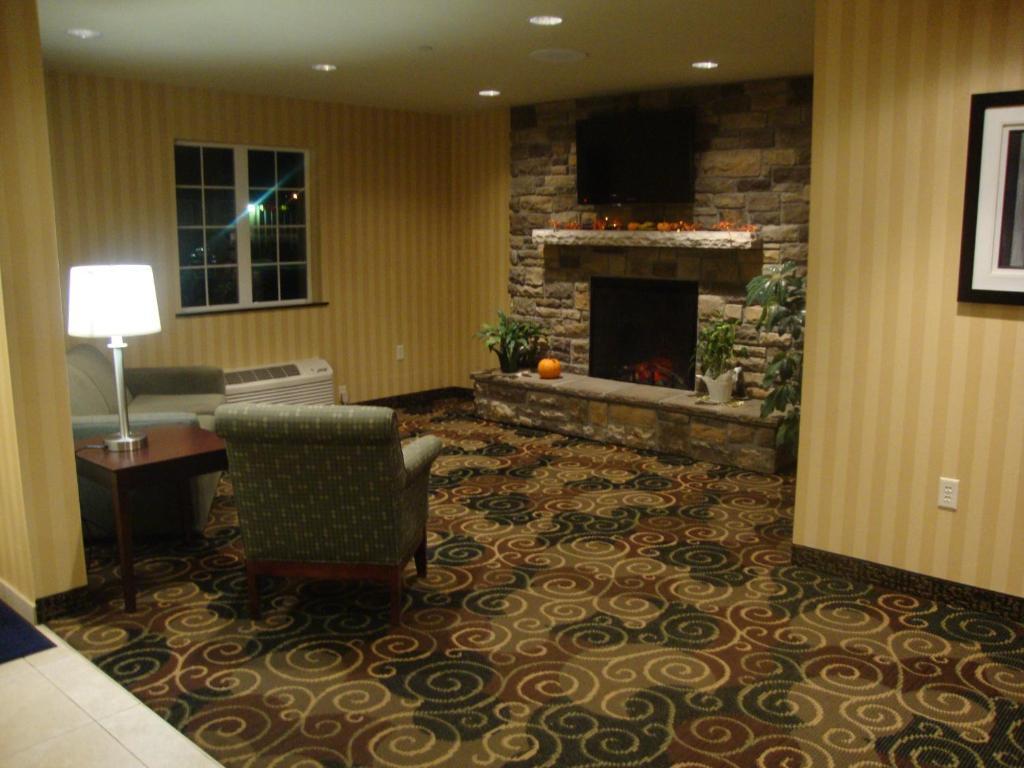 Cobblestone Inn & Suites - Carrington Exteriör bild